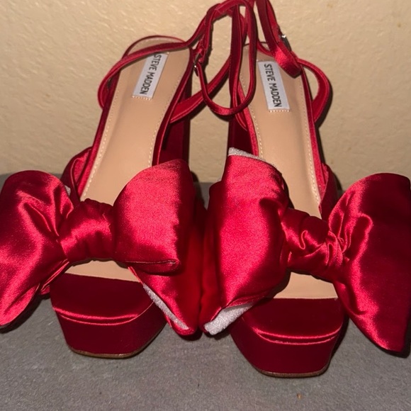 Steve Madden Bold Red Satin Bow Platform Sandals size 8.5 NWOB - Picture 5 of 12